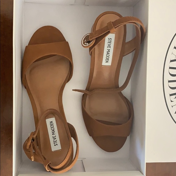 Steve Madden Shoes - Steve Madden Brown Heels